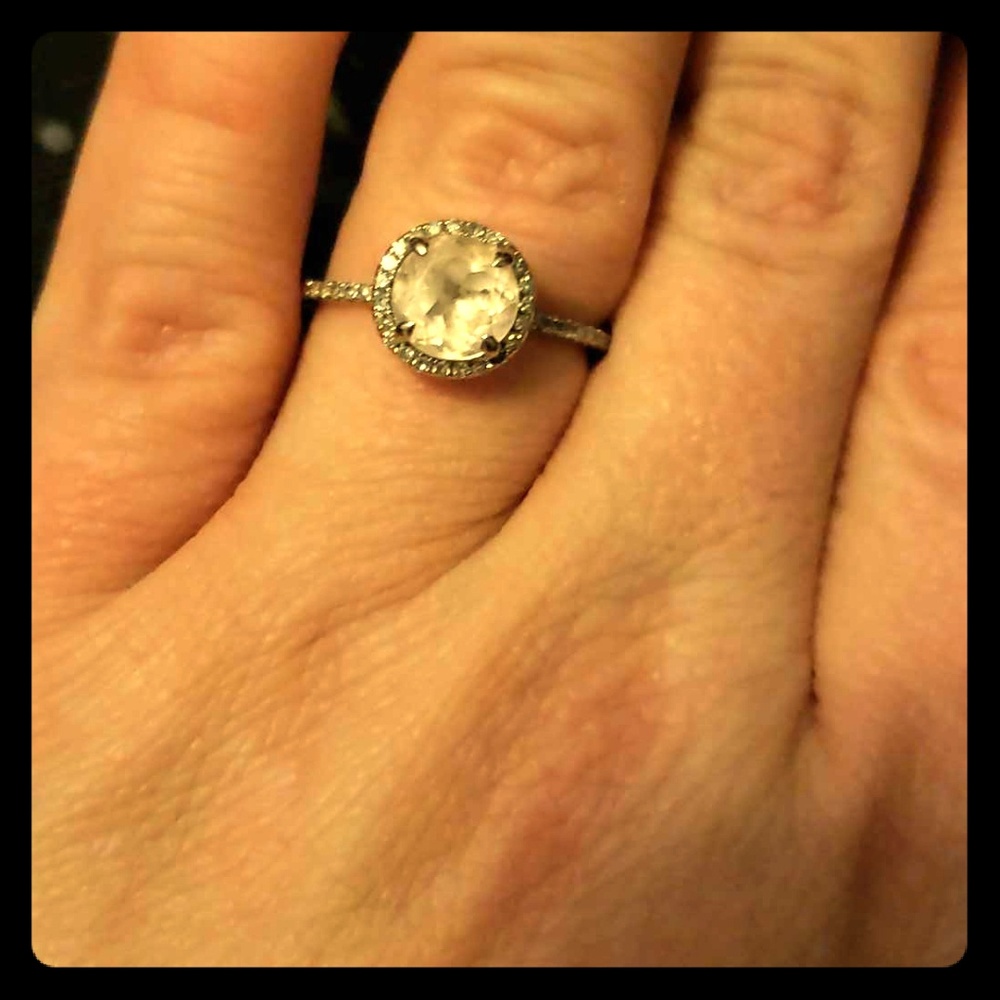 Silver band with morganite stone